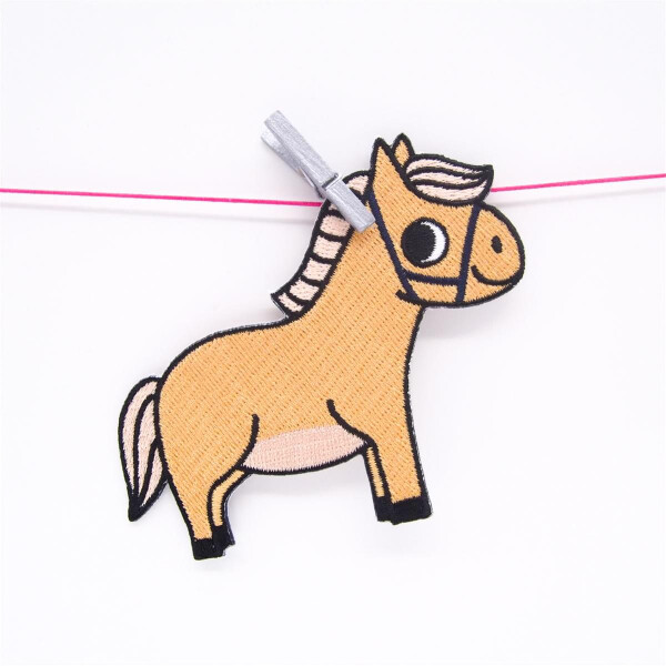 PATCH EMBROIDERED PONY