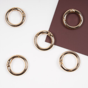 KEYRING WITH CARABINER gold-16 mm